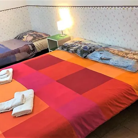 Pavarotti Bed & Breakfast *