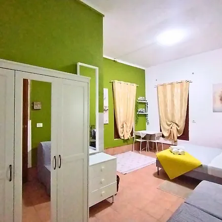 Pavarotti Bed and breakfast *