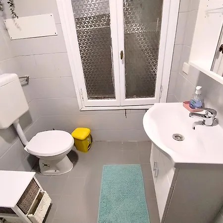 לינה וארוחת בוקר Pavarotti ונציה